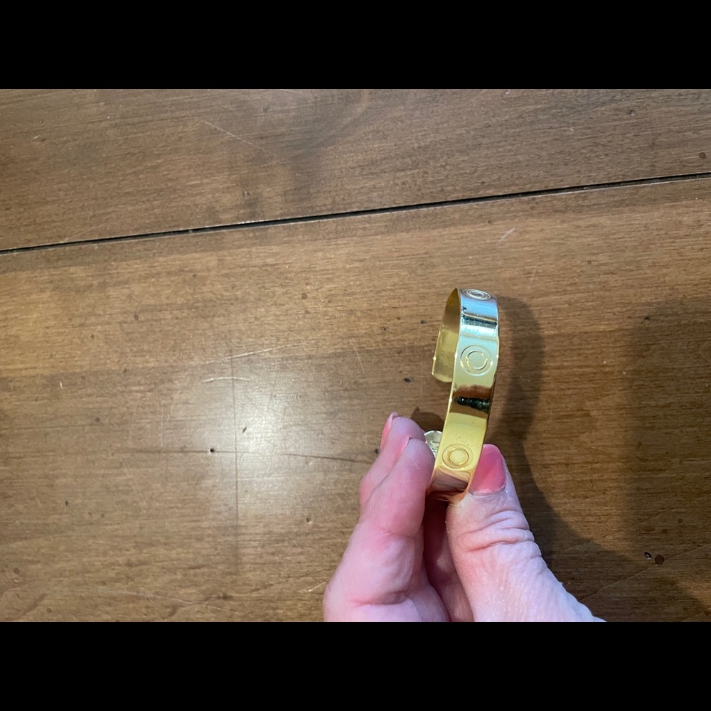 Beautiful Gold-Plated Cuff